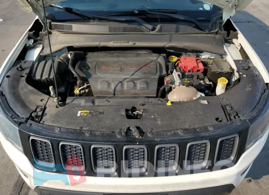 3C4NJDDB1LT215352 Photo# 12