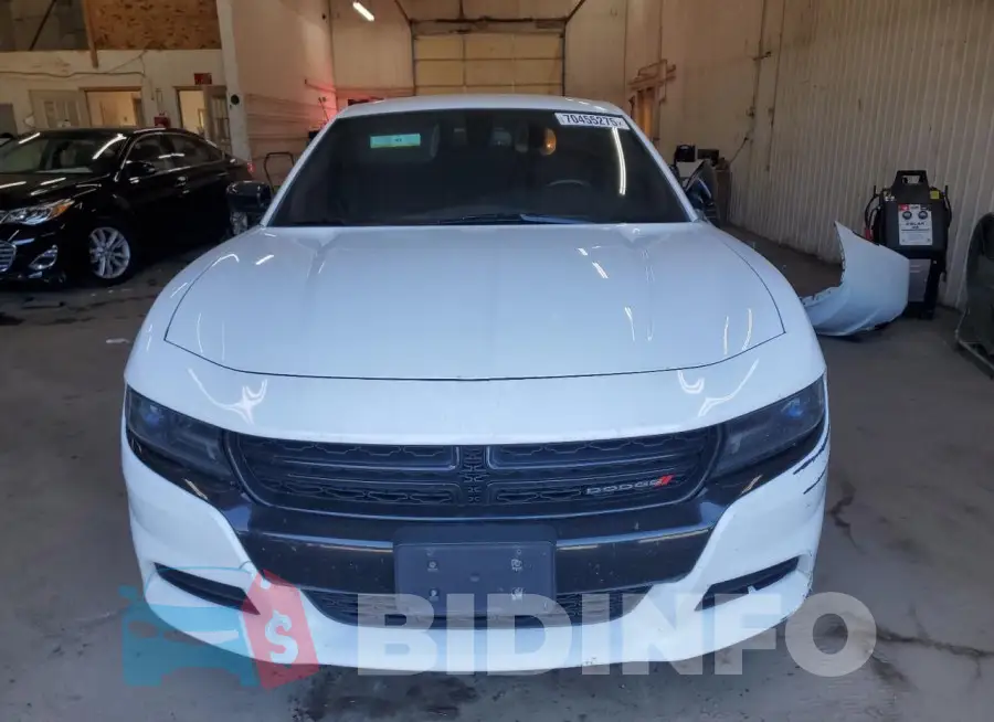 2C3CDXJG4JH158932 Photo# 5