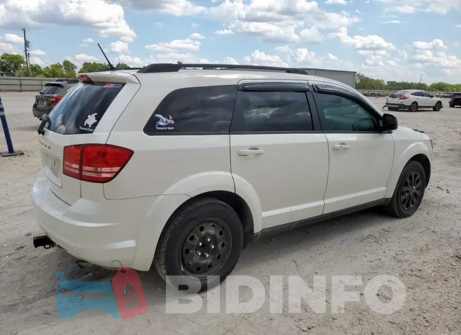 3C4PDCAB5GT118224 Photo# 3