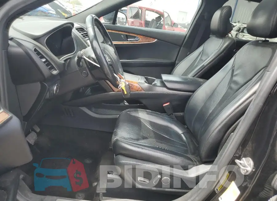 2LMPJ8LR2JBL46975 Photo# 7