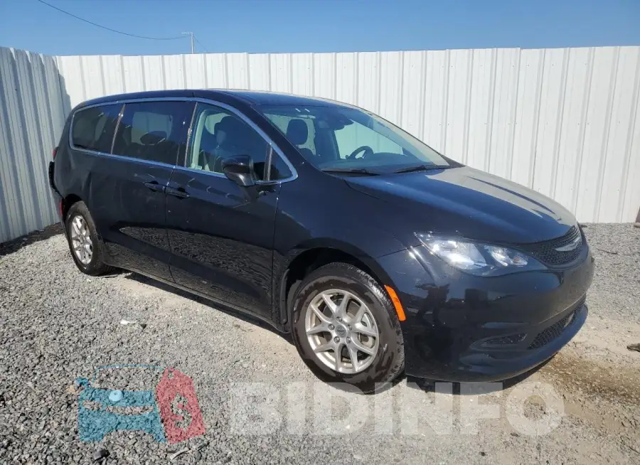 2C4RC1CG8RR127983 Photo# 4