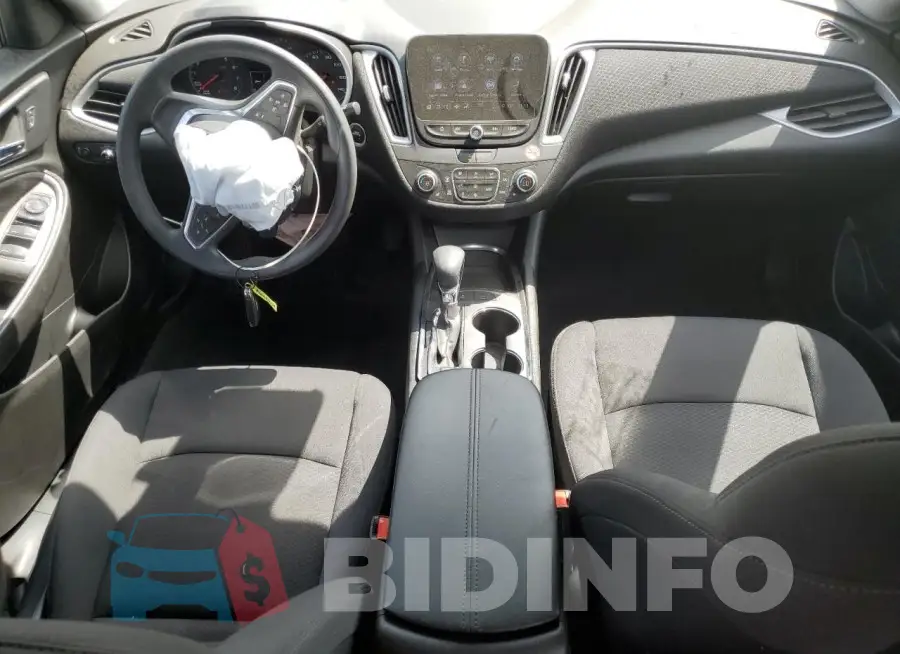 1G1ZD5ST0SF149050 Photo# 8