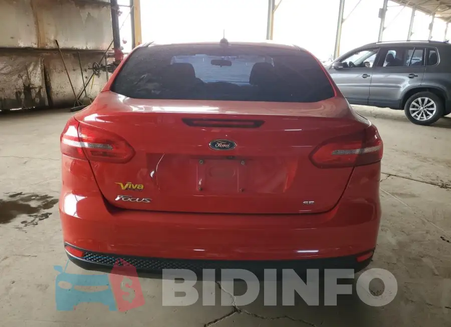 1FADP3F20GL271565 Photo# 6