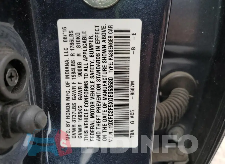 19XFC2F5XGE068680 Photo# 12