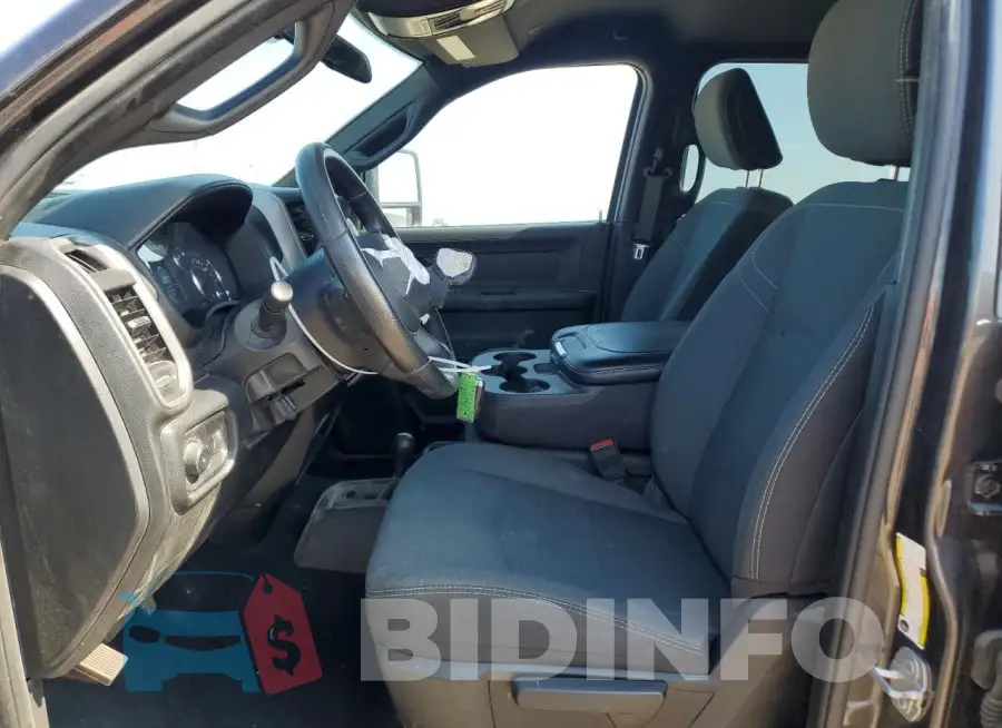 3C6UR5CL6RG328517 Photo# 7