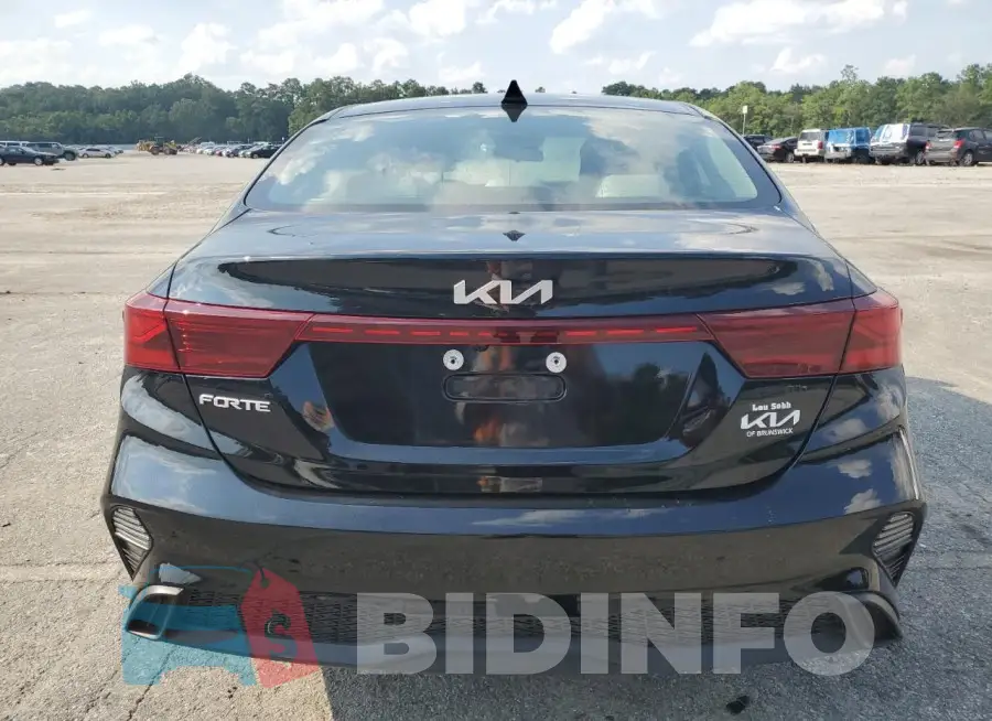 3KPF24AD8PE677733 Photo# 6