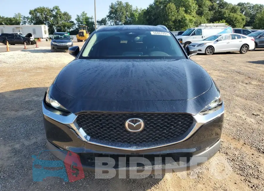 3MVDMBBM7SM810127 Photo# 5