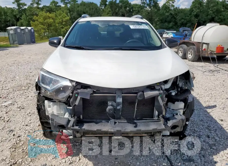 JTMZFREV8GJ094521 Photo# 5