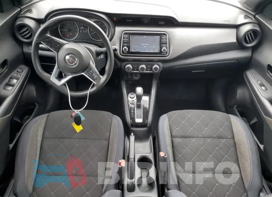 3N1CP5CU6JL526824 Photo# 8