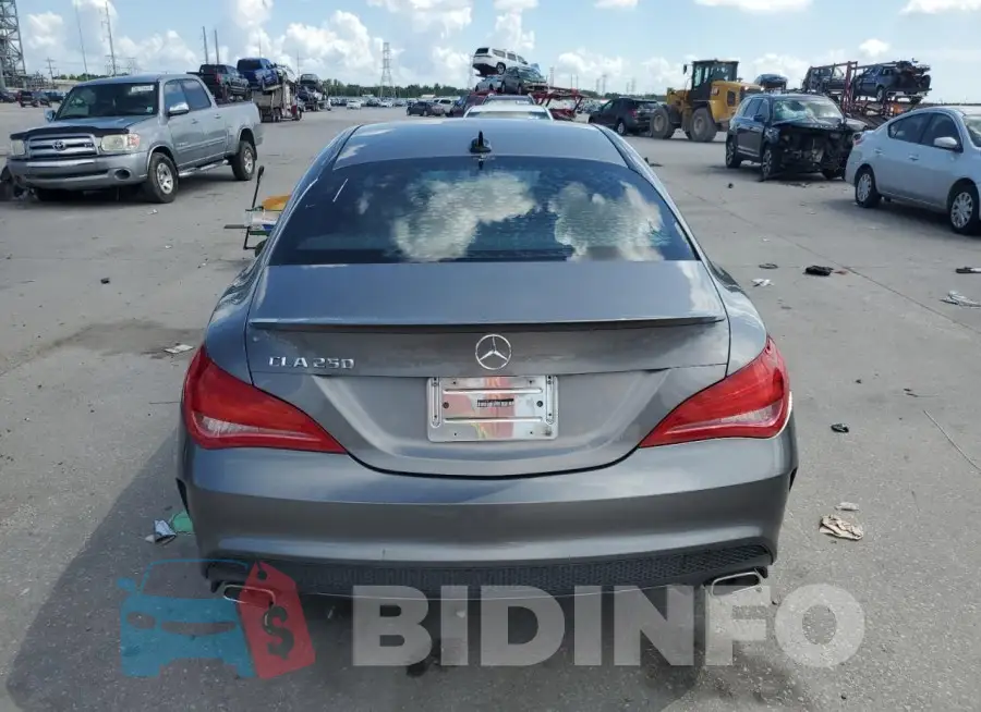 WDDSJ4EB7GN302797 Photo# 6