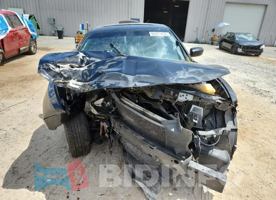 2C3CDXBG5KH717548 Photo# 5