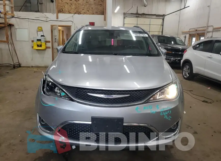 2C4RC1EG3HR635726 Photo# 5