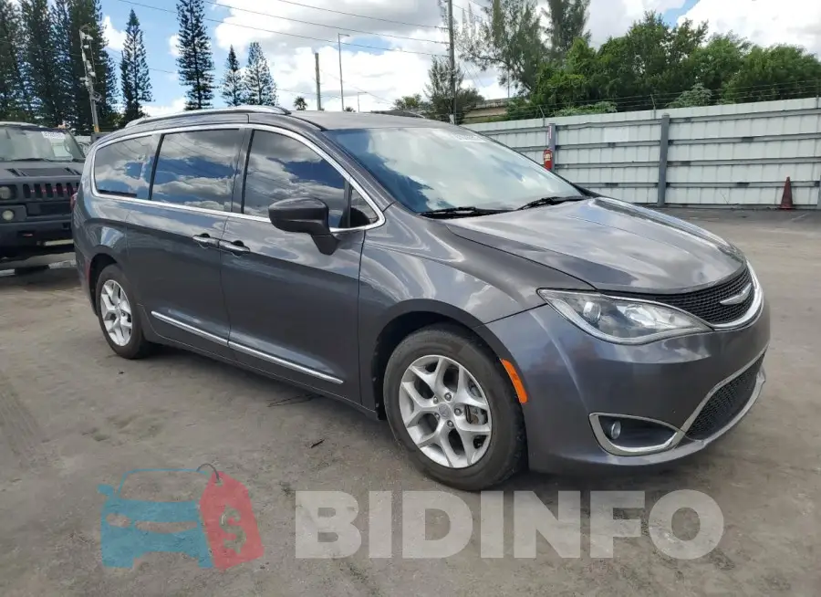 2C4RC1EG6HR796359 Photo# 4