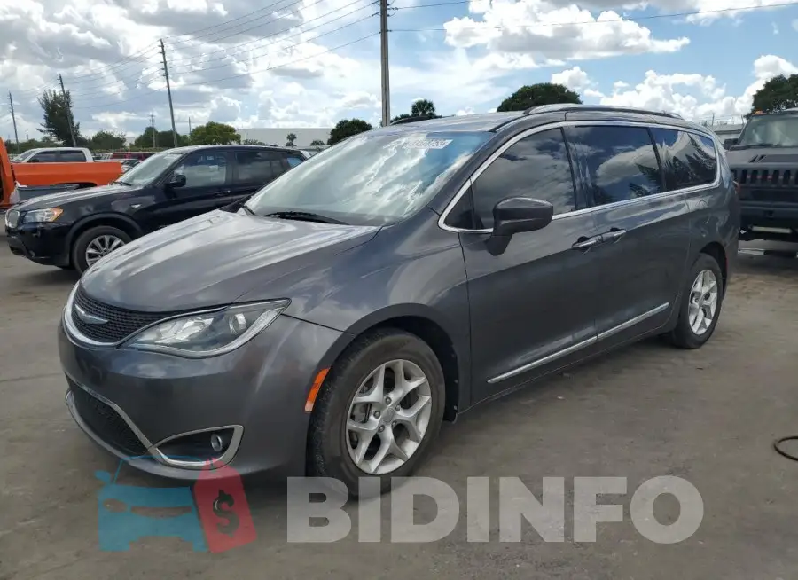 2C4RC1EG6HR796359 Photo# 1