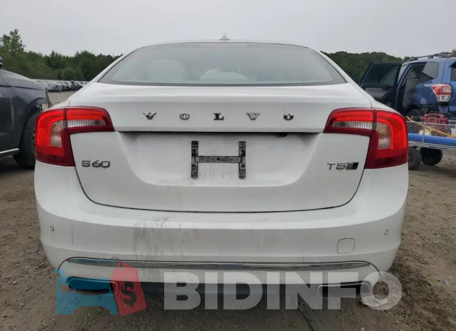 LYV402TK3HB195777 Photo# 6