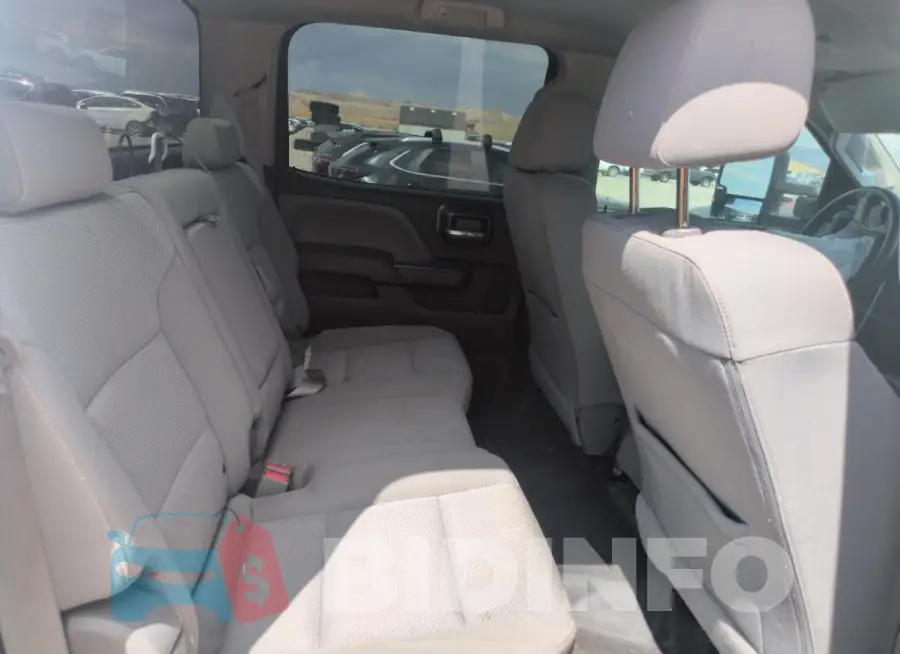 1GC4KYC86GF135471 Photo# 10