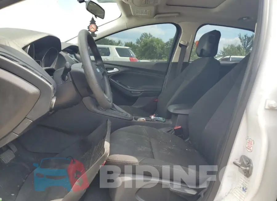 1FADP3M20HL264572 Photo# 7