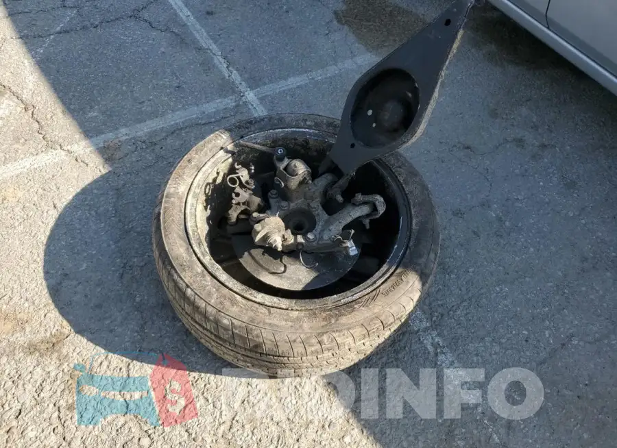 1FAHP2E87HG125501 Photo# 12