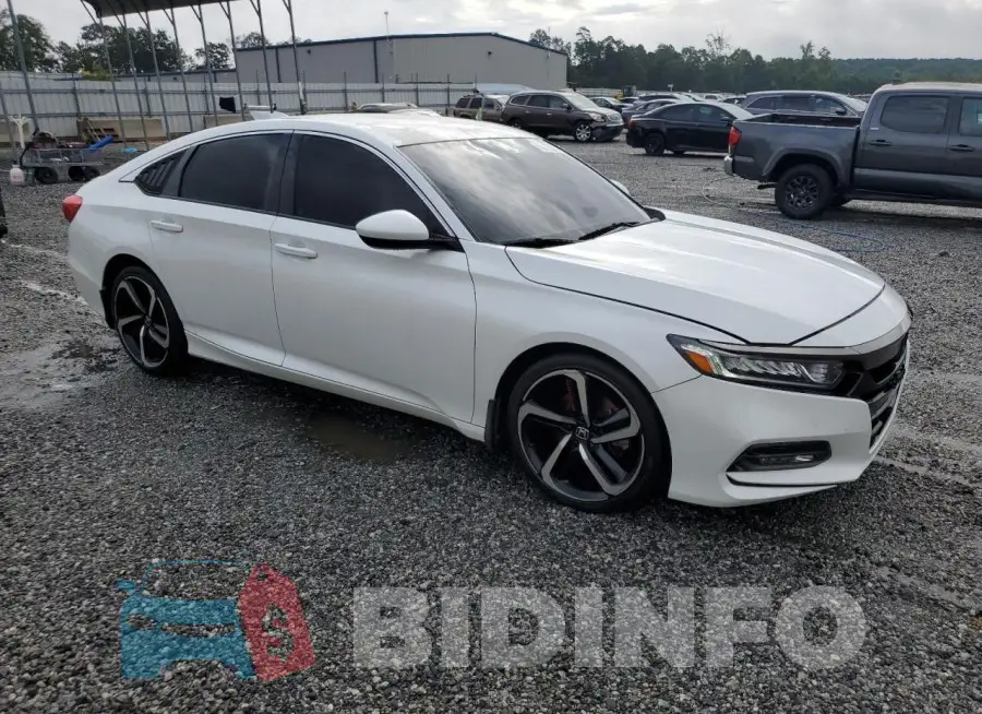1HGCV1F31KA128137 Photo# 4
