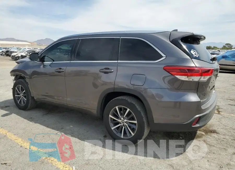 5TDKZRFH6JS539818 Photo# 2