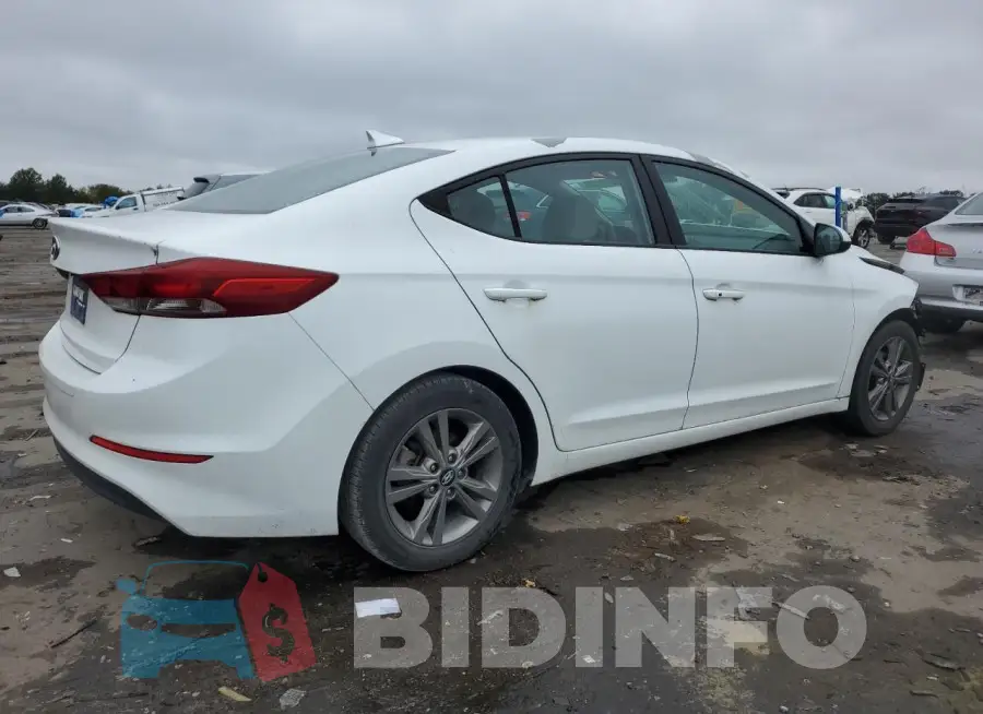 5NPD84LF9JH257888 Photo# 3