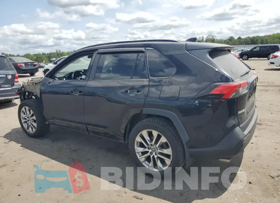 2T3A1RFV7MC172392 Photo# 2