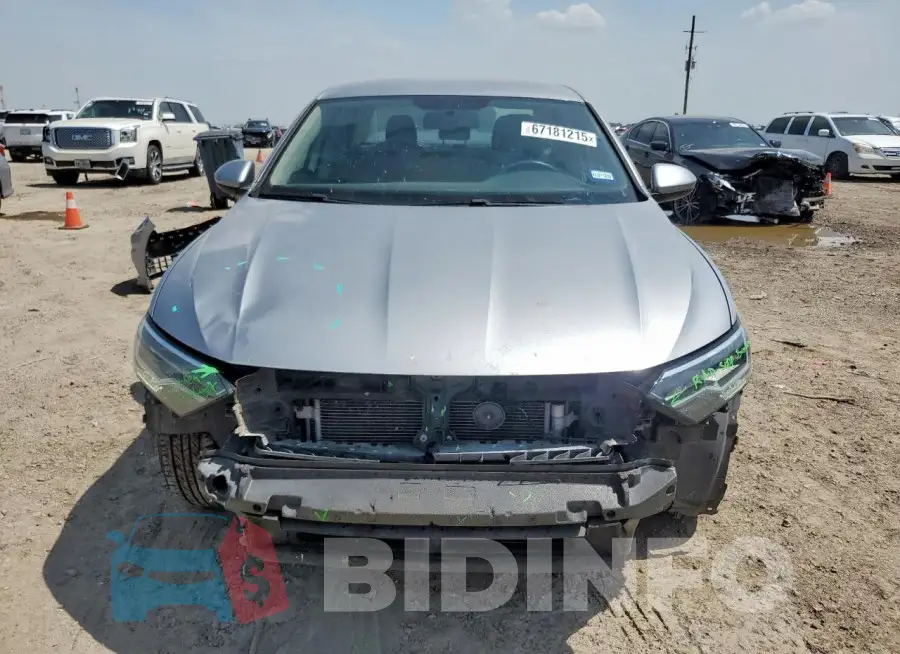 3VWCB7BU8LM076645 Photo# 5