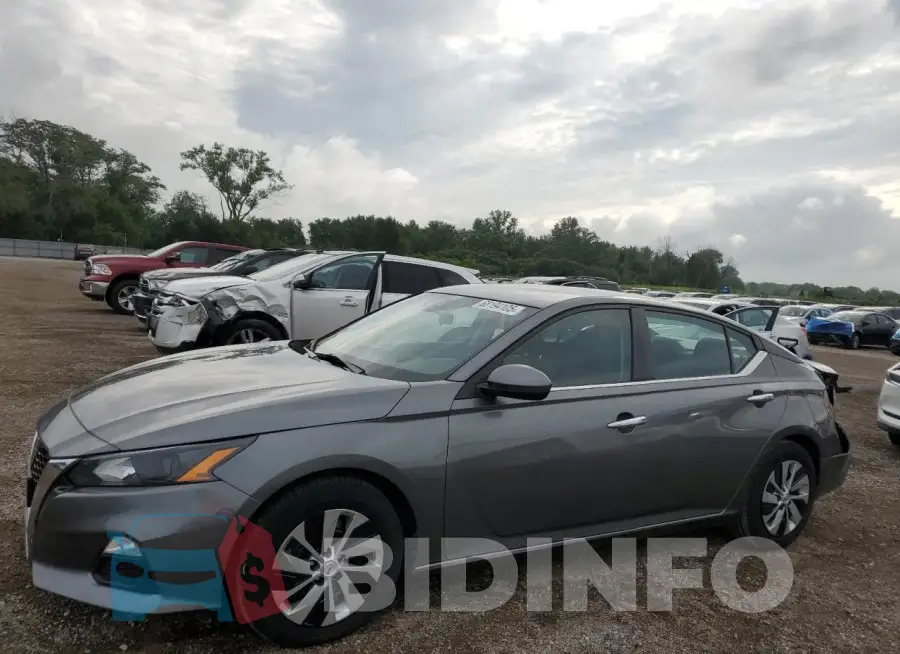 1N4BL4BV6NN306202 Photo# 1
