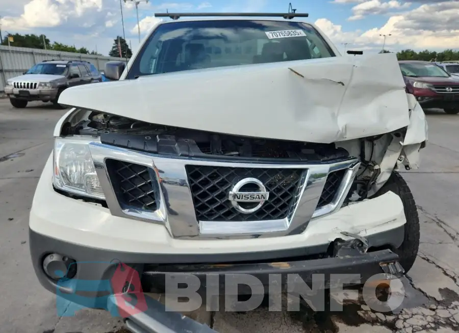 1N6BD0CT3HN718415 Photo# 5