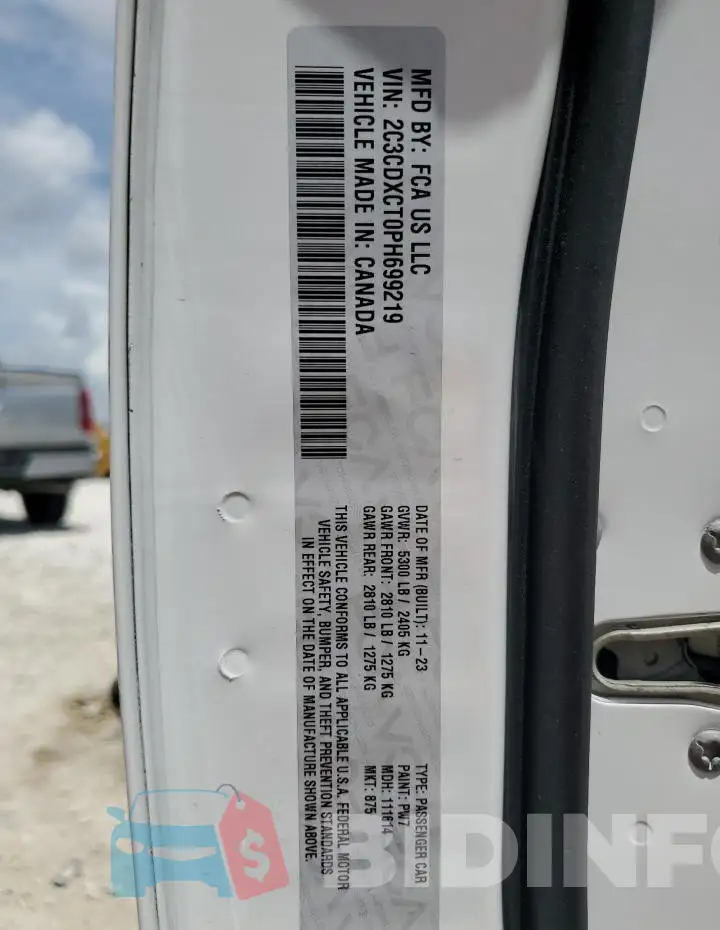 2C3CDXCT0PH699219 Photo# 12
