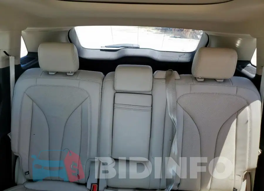2LMPJ6LR3JBL39179 Photo# 10