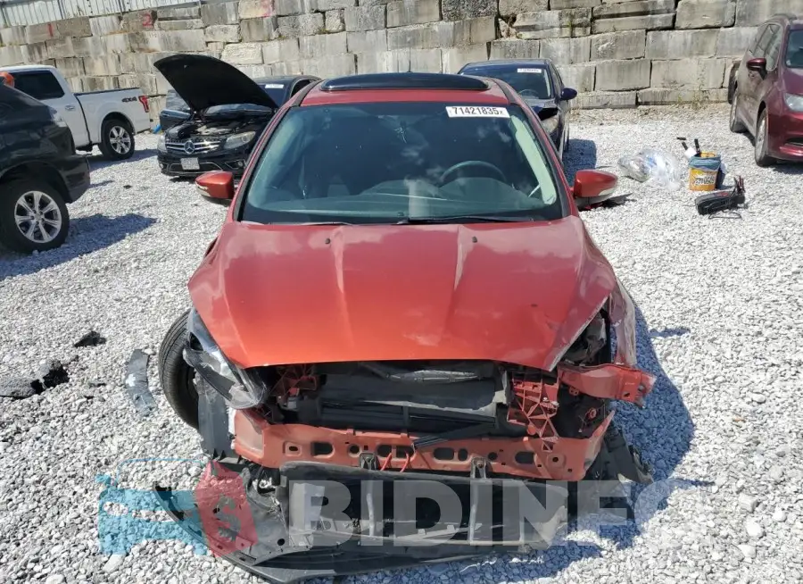 1FADP3M21JL258107 Photo# 5