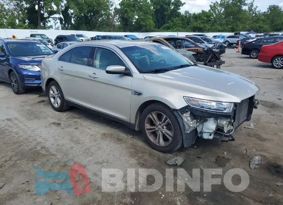 1FAHP2E82JG130840 Photo# 4