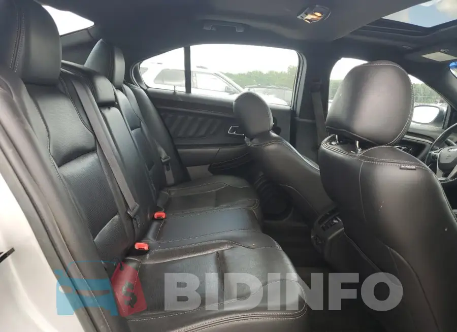 1FAHP2J80GG128423 Photo# 10