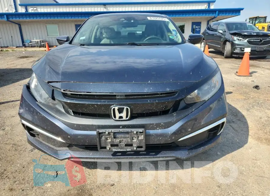19XFC2F67KE033354 Photo# 5