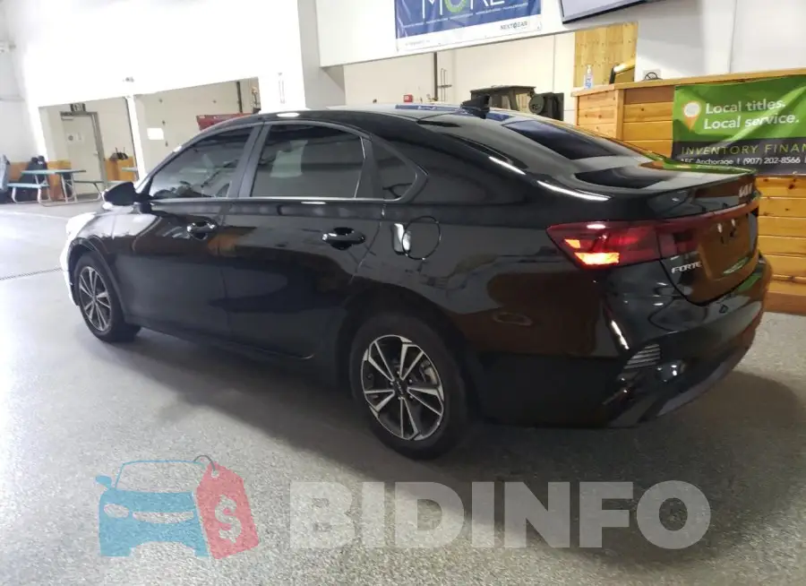 3KPF24AD6RE732358 Photo# 2