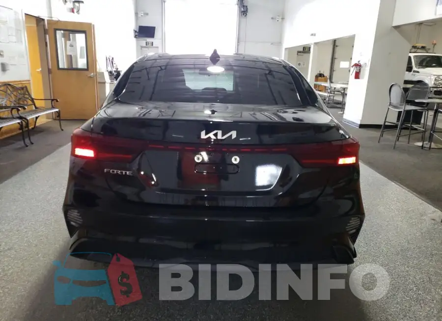 3KPF24AD6RE732358 Photo# 6