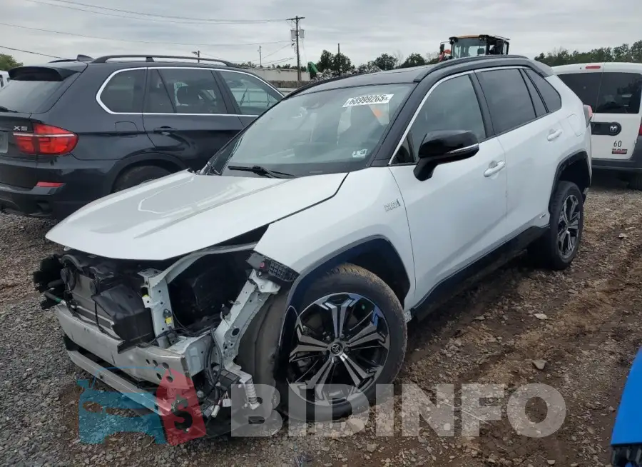 JTMEB3FV8PD119017 Photo# 1