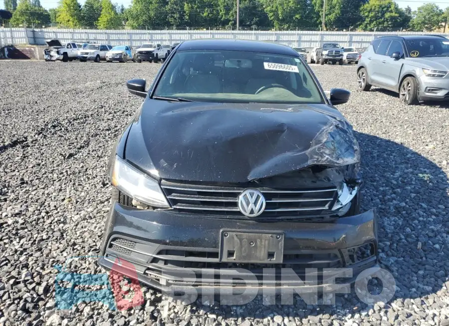 3VW2B7AJ9HM339073 Photo# 5