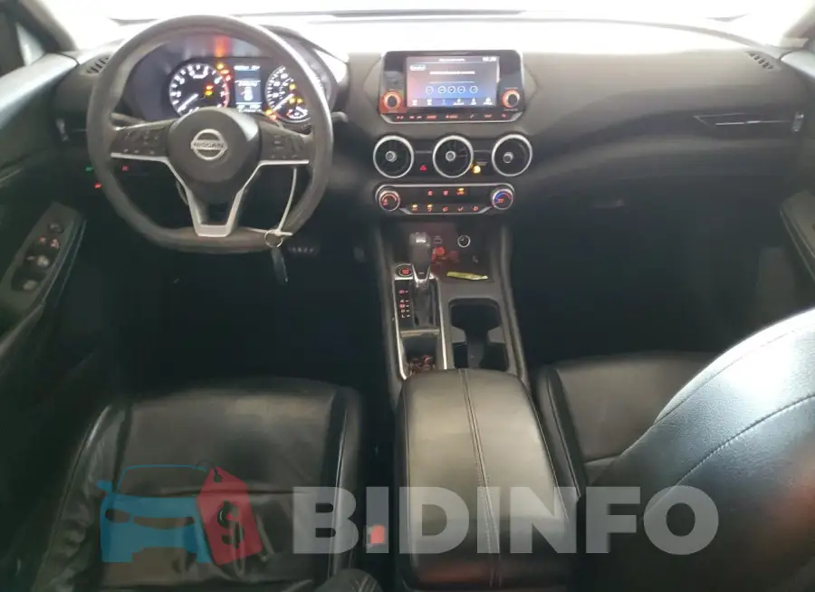 3N1AB8BV1LY228124 Photo# 8