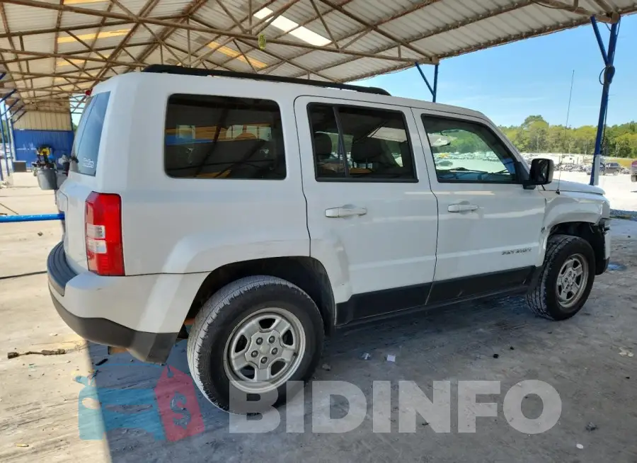 1C4NJRBB8GD550135 Photo# 3