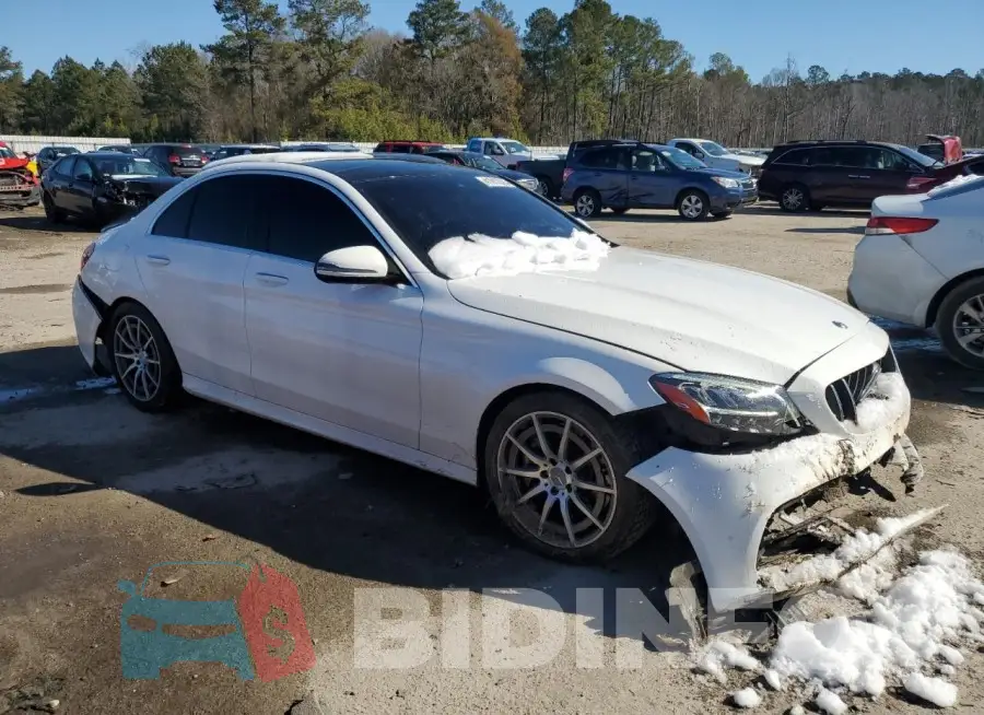 55SWF8GB9LU332120 Photo# 4