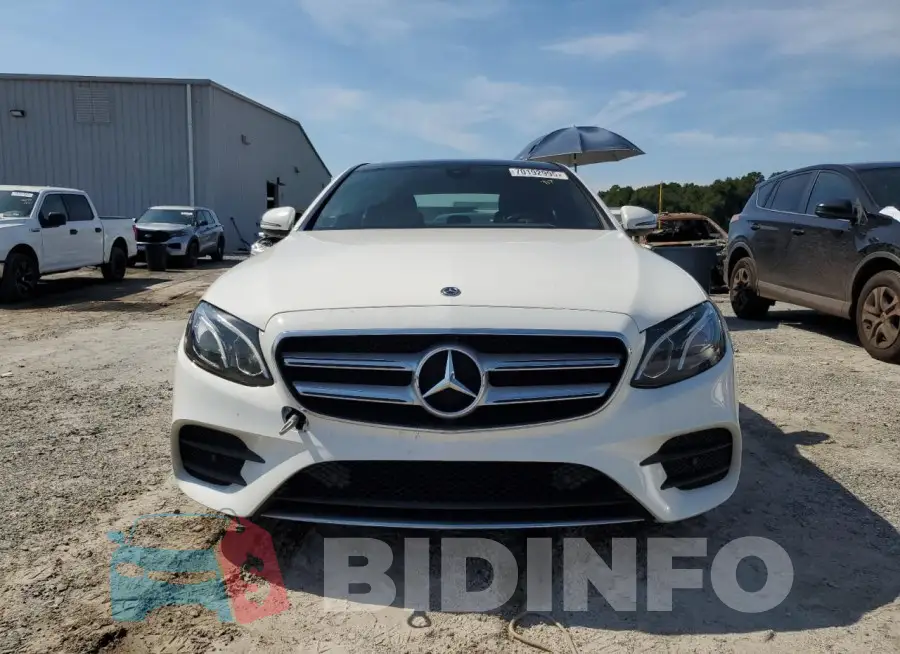 WDDZF4JB2KA627363 Photo# 5