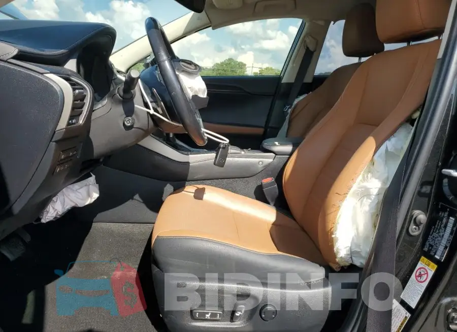 JTJGARDZ6L2224176 Photo# 7