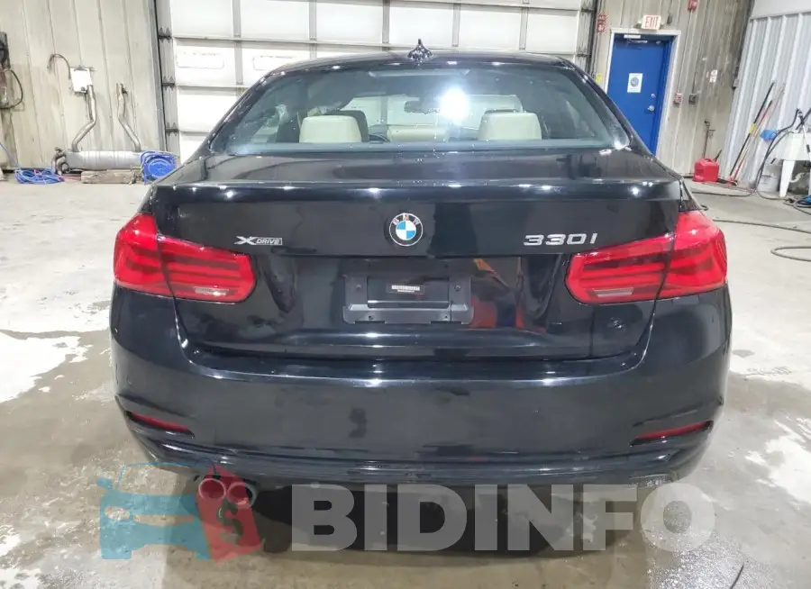 WBA8D9C58HK894118 Photo# 6