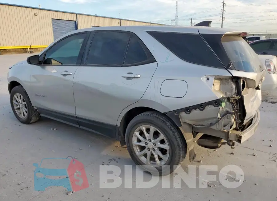 3GNAXHEV8JS550812 Photo# 2