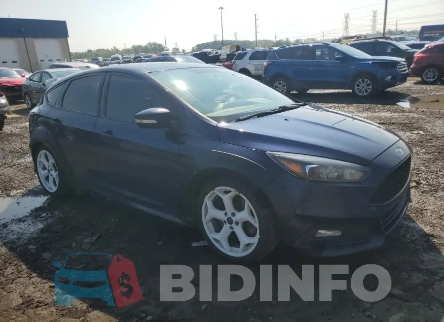 1FADP3L9XGL275110 Photo# 4