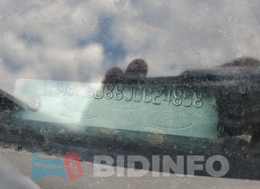 1FM5K8D88JGB24858 Photo# 13