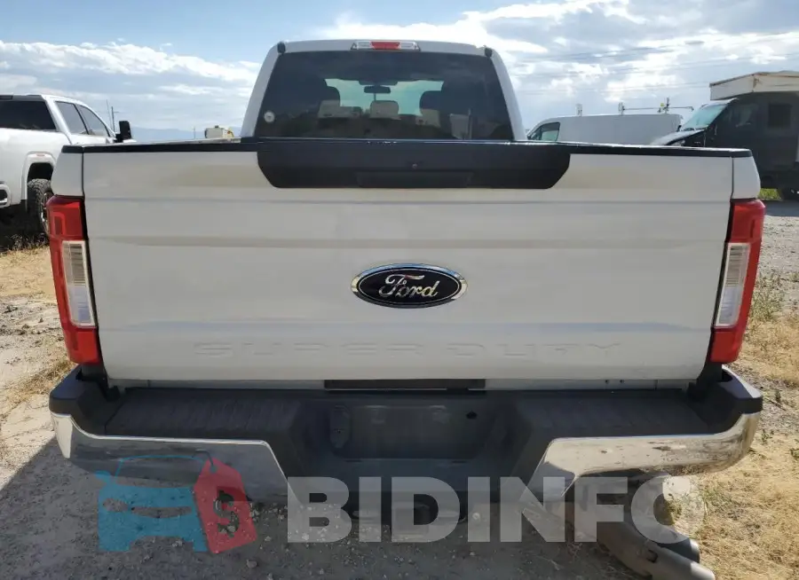 1FT8W3BT4JEB44522 Photo# 6