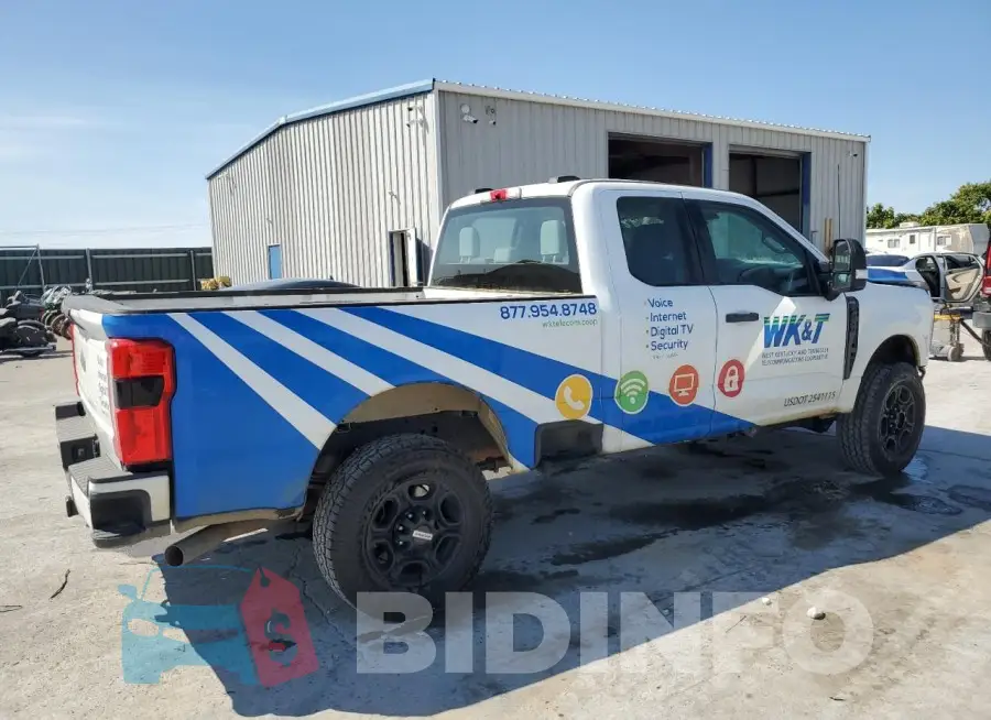 1FT8X2BN2PEC61534 Photo# 3